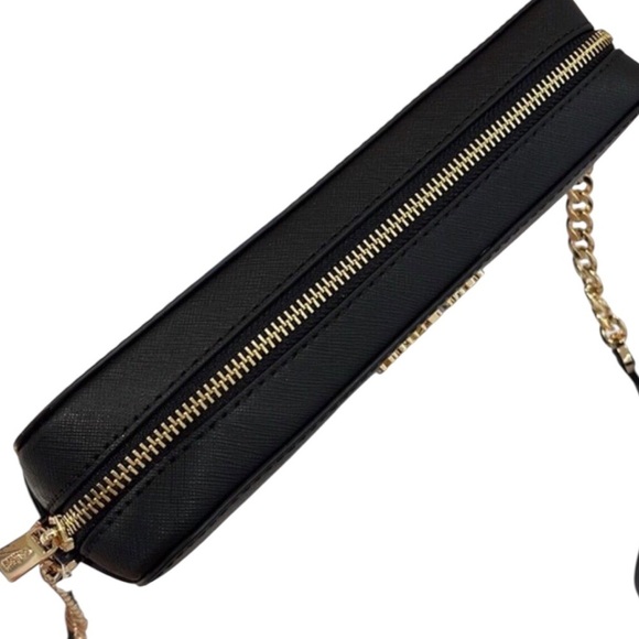 Michael Kors Black Leather Jet Set Item 
E W Zip Crossbody Bag Gold Hardware - Picture 8 of 10